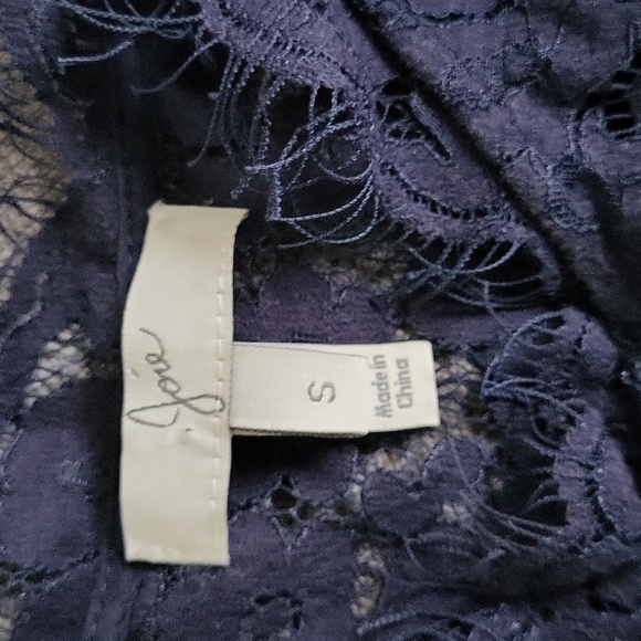 Joie Fanny Lace Blouse Blue Scalloped Edge Top Women's Small - Picture 3 of 4